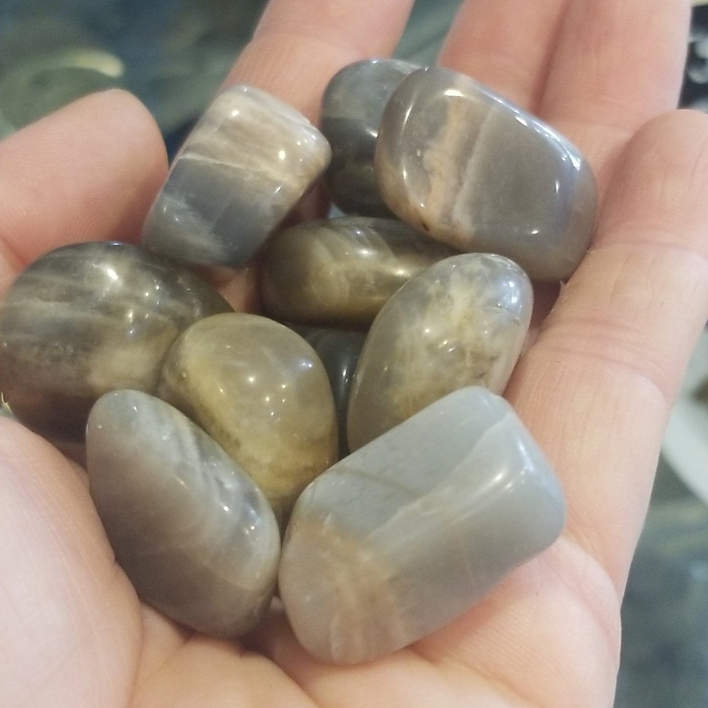 Moonstone (Tumbled)