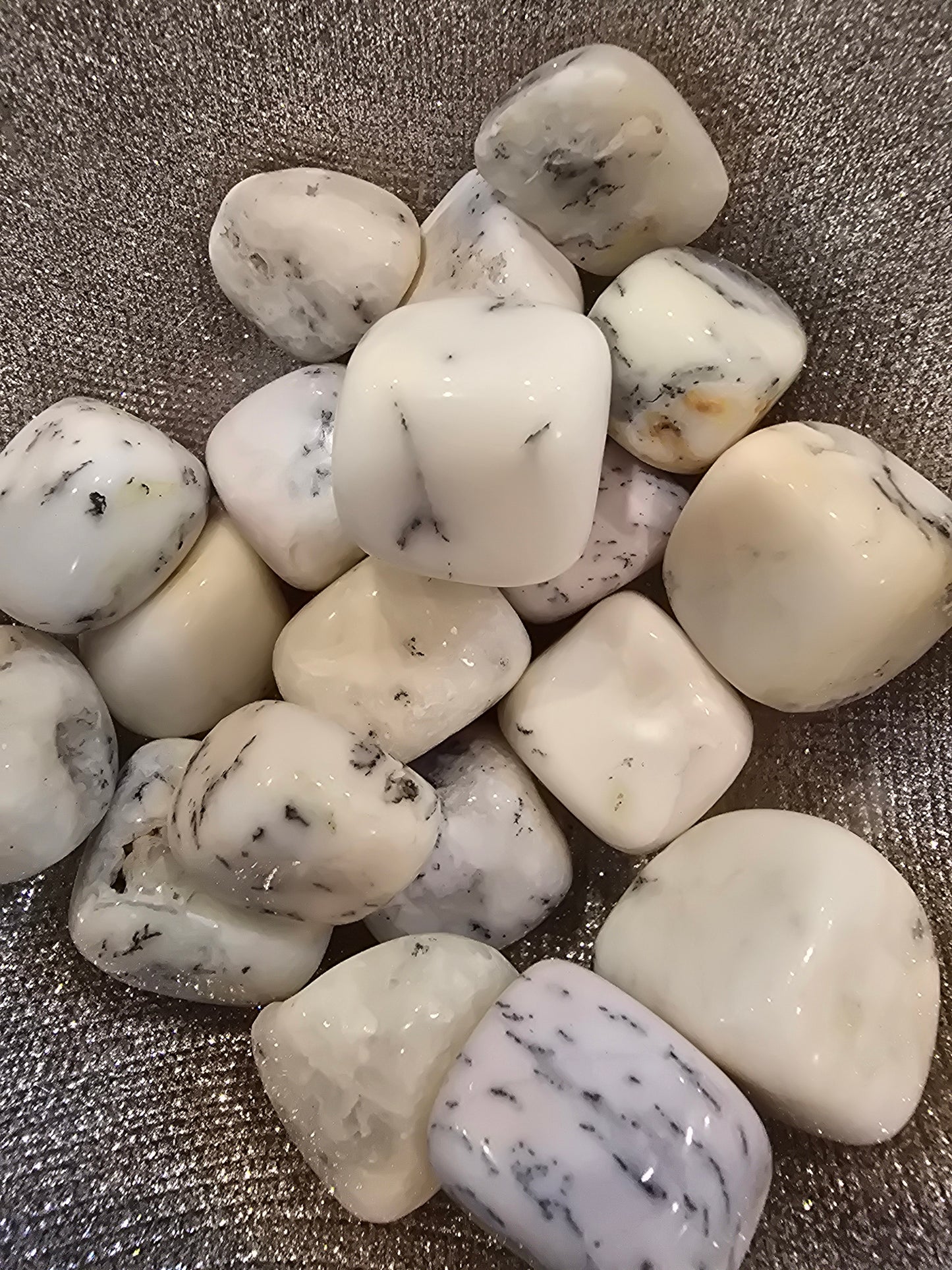 Dendritic Agate (tumbled)